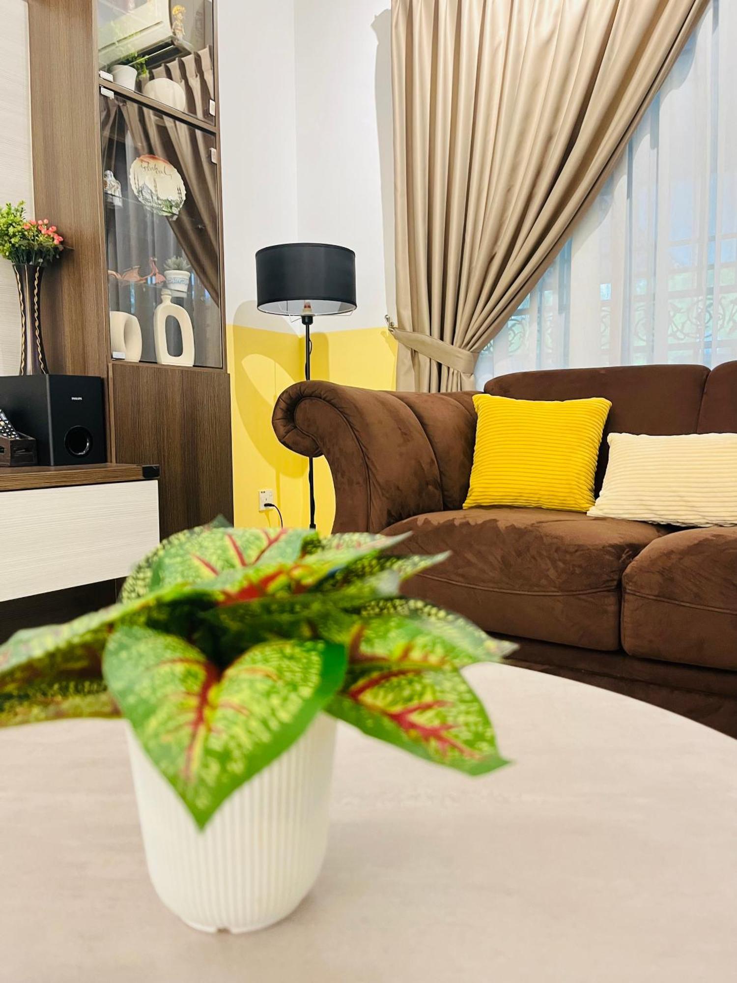 Rumah percutian Cozy Retreat In Tiara Lakeview By Iconique